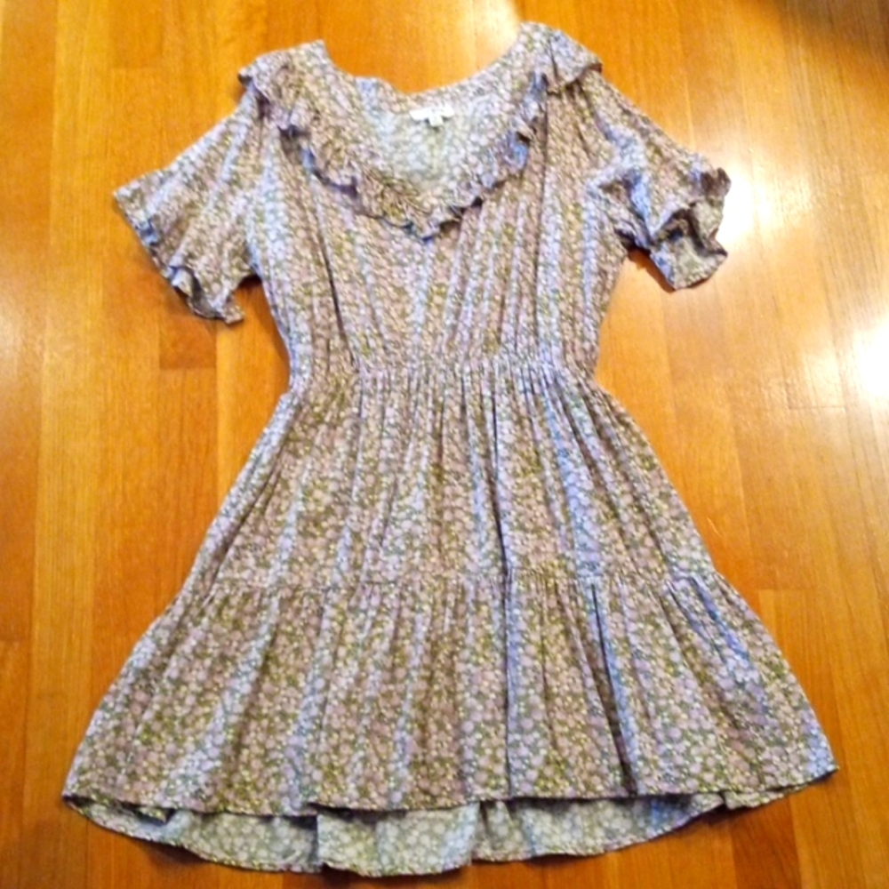 Floral Tiered Mini Flowy Dress Medium